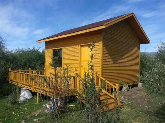 防腐木生態(tài)木屋 (1).jpg